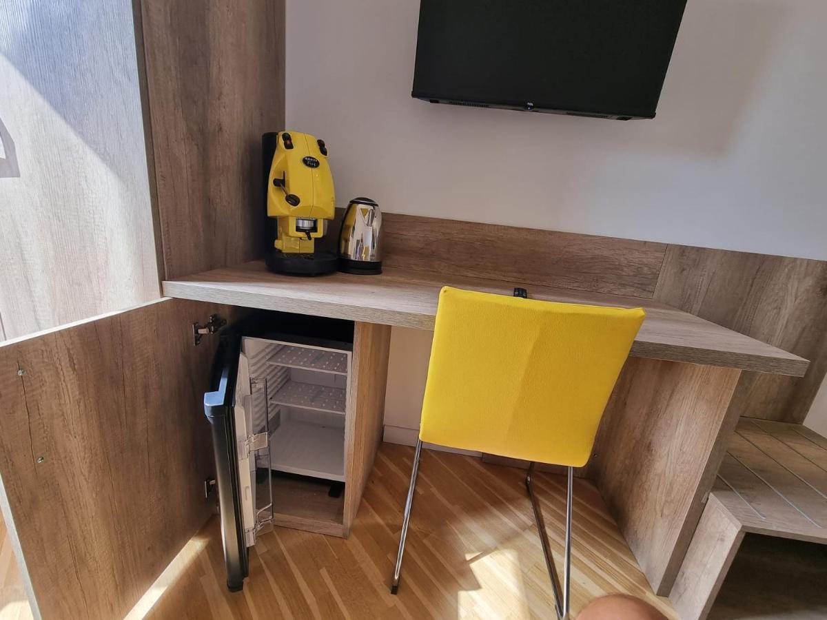 Barbaja Suites In Street Toledo 205 Nápoly Kültér fotó