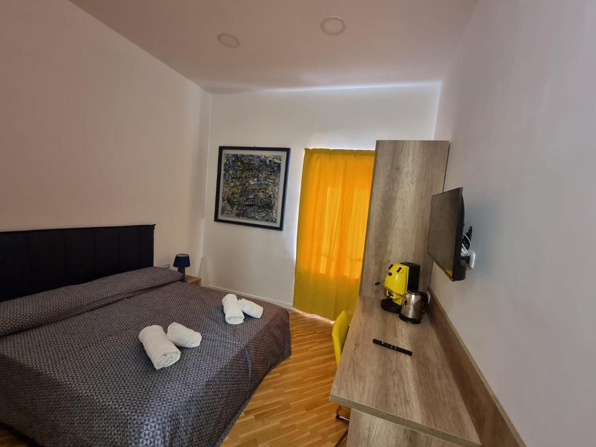 Barbaja Suites In Street Toledo 205 Nápoly Kültér fotó