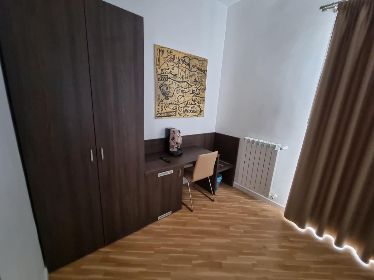 Barbaja Suites In Street Toledo 205 Nápoly Kültér fotó