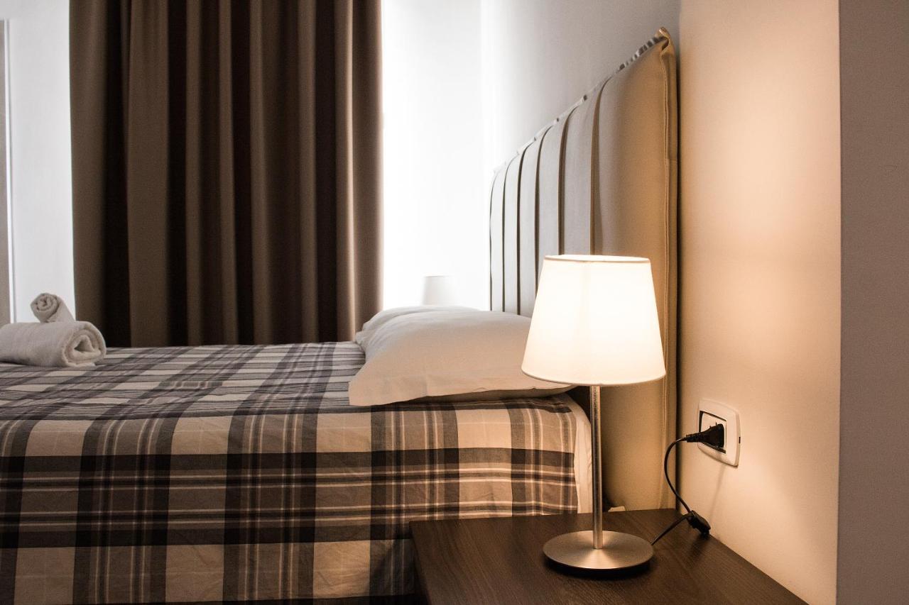 Barbaja Suites In Street Toledo 205 Nápoly Kültér fotó